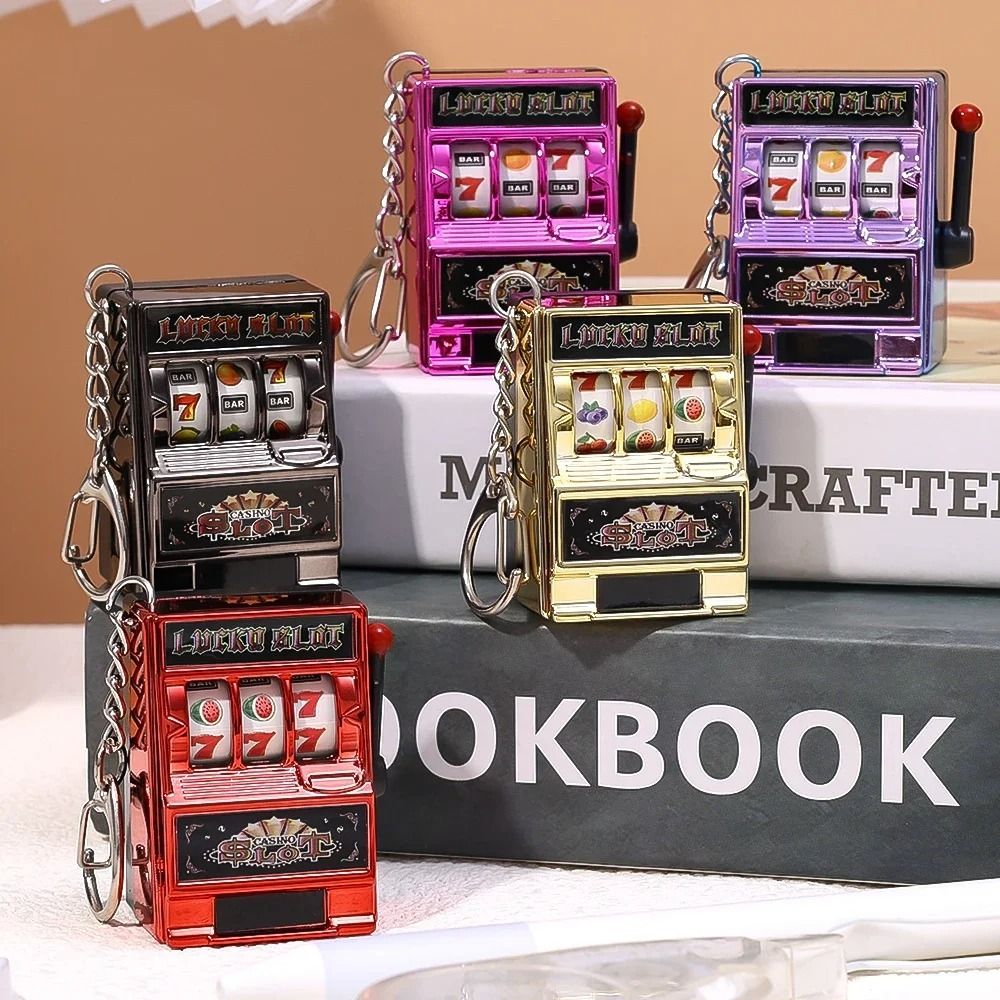 ミニギャンブルスロットマシンキーホルダー、クリエイティブアー - Fruit Slot Machine のレビューと価格